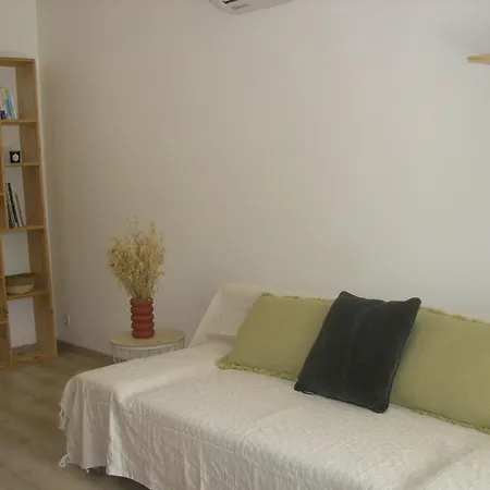 Ammonite Holiday home *