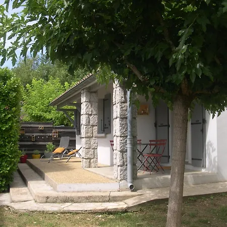 Ammonite Holiday home